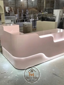 Quầy lễ tân trả khách E nhận đặt theo yêu cầu ạ