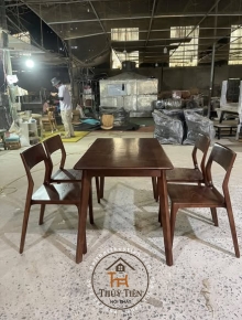 Bộ bàn ghế gỗ tự nhiên đặt theo yêu cầu khách