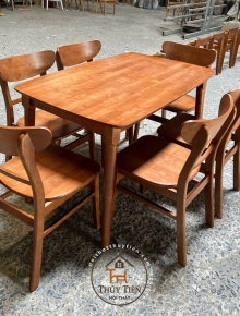 Bộ bàn ăn cao su 4 ghế mặt gỗ màu nâu