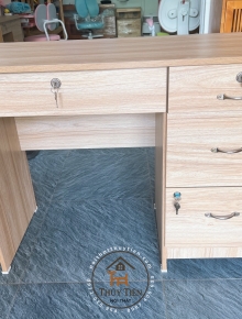 Bàn làm việc MDF lõi xanh