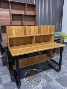 Bàn học sinh min chân sắt