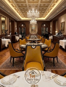 1 chiếc ghế đẹp sang cho nhà hàng- khách sạn, đẹp từ nước sơn đến chất da,  đường kim mũi chỉ