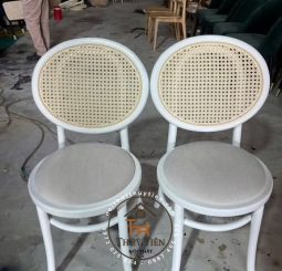 GHẾ THONET TỰA MÂY TRÒN SƠN TRẮNG SANG TRỌNG VÀ ĐƠN GIẢN