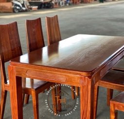 Bàn ăn chân soi xoan đào 