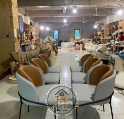 Ghế thiết kế e trả khách nhé