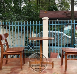 Bàn trà gỗ cao su
