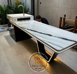 Bàn ăn kết hợp bàn đảo