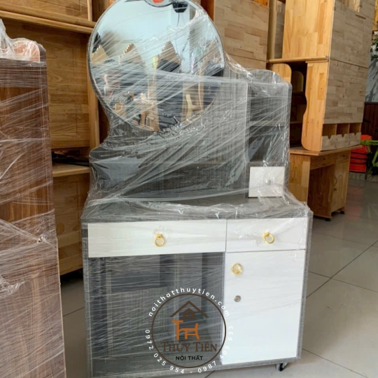 Bàn trang điểm mdf nhiều mẫu 