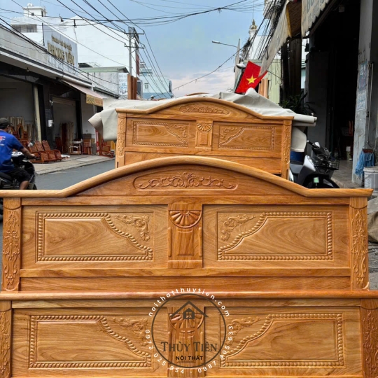 Giường ngủ gỗ gõ đỏ mã 01