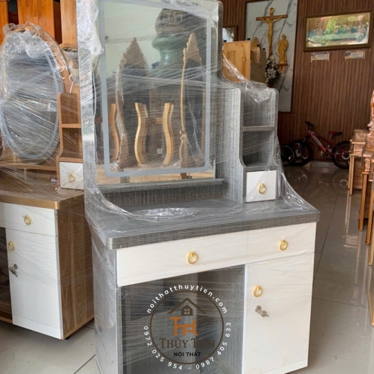 Bàn trang điểm mdf nhiều mẫu 