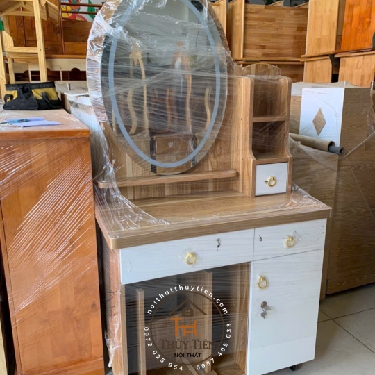 Bàn trang điểm mdf nhiều mẫu 