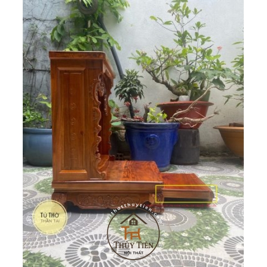 Bàn thờ thần tài mẫu chữ Lộc