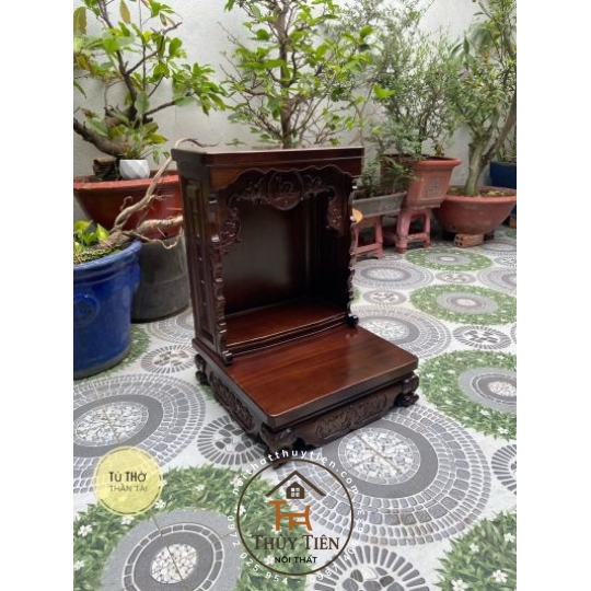 Bàn thờ thần tài mẫu chữ Lộc