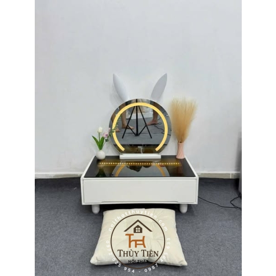 Bàn phấn bệt mẫu mới 