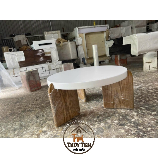 Bàn decor e đặt theo yêu cầu khách