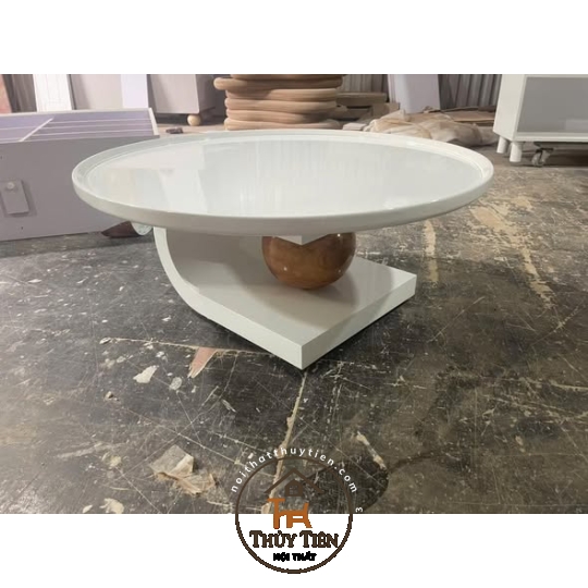 Bàn decor e đặt theo yêu cầu khách