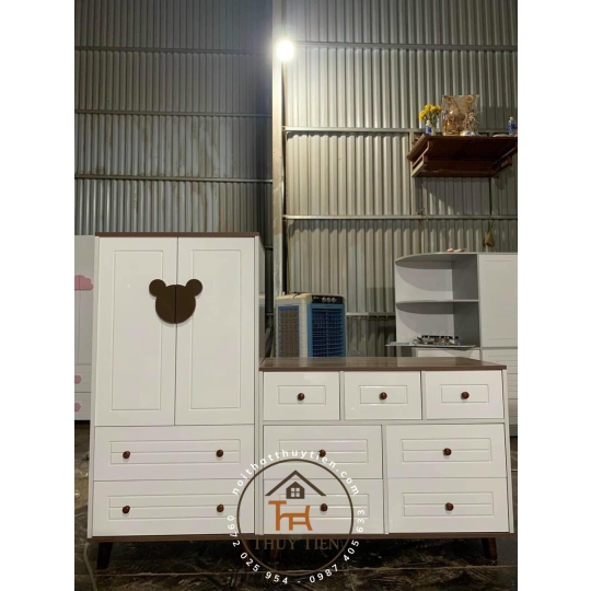 Mẫu tủ em bé em đặt theo yêu cầu ạ 