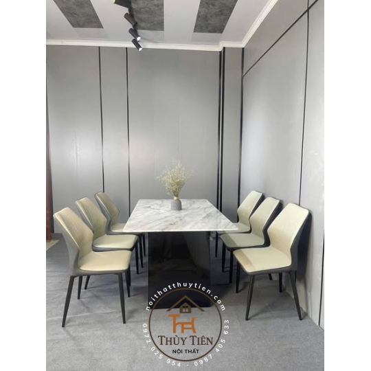 Bộ bàn ăn nhập khẩu và ghế Bella