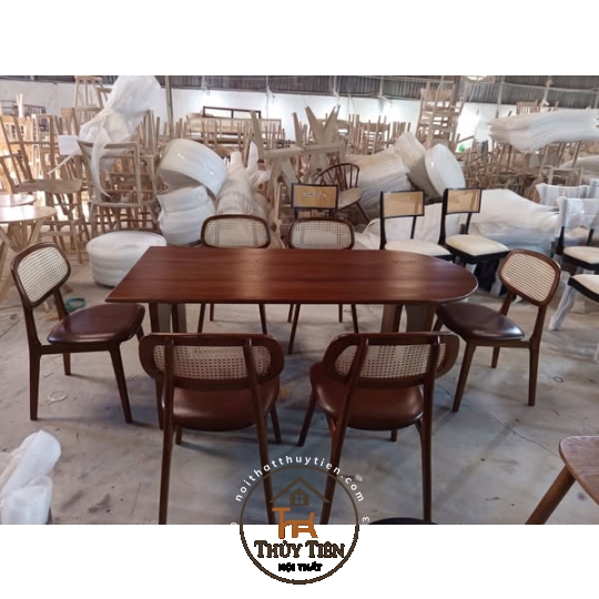 Bộ bàn ăn Neva kết hợp ghế tựa mây