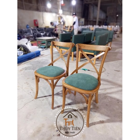 Ghế Bistro gỗ Ash