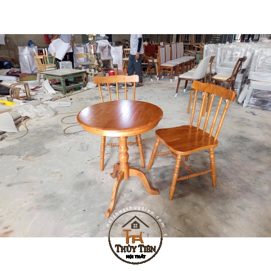 ❤️Bàn tròn cổ điển kết hợp cùng ghế 7 nan giản dị mà chắc chắn-một bộ đôi mộc mạc nhưng tinh tế, mang lại không gian ấm cúng và gần gũi cho mọi góc nhà🍀🍀