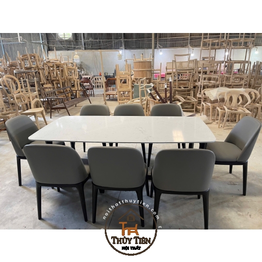 BỘ BÀN ĐÁ CHO GIA ĐÌNH ĐÔNG THÀNH VIÊN