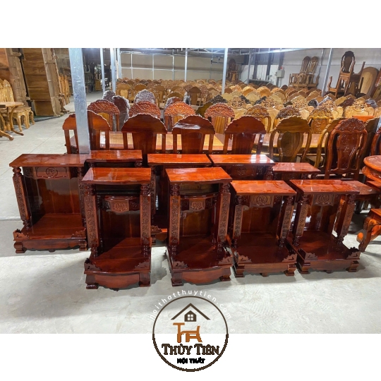Mẫu bàn thờ thần tài gỗ tràm