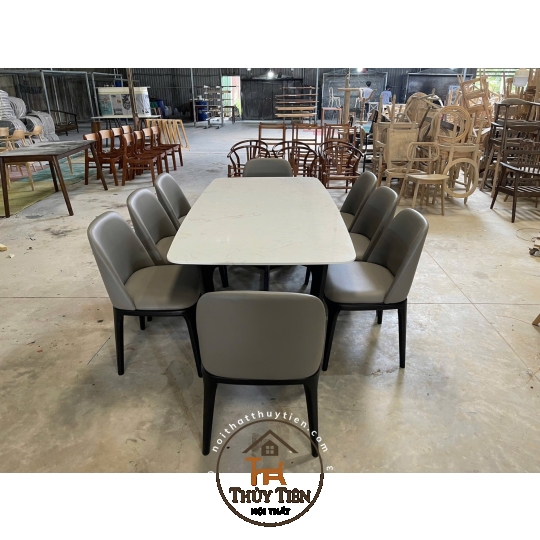 BỘ BÀN ĐÁ CHO GIA ĐÌNH ĐÔNG THÀNH VIÊN