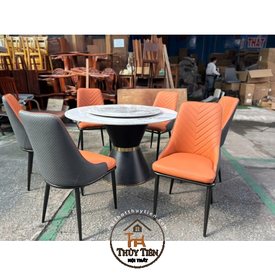 Mẫu bàn ăn nhập khẩu