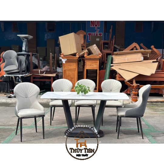Mẫu bàn ăn nhập khẩu