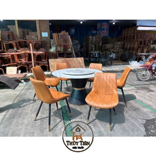 Mẫu bàn ăn nhập khẩu