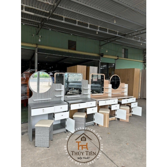 Bàn trang điểm MDF lõi xanh