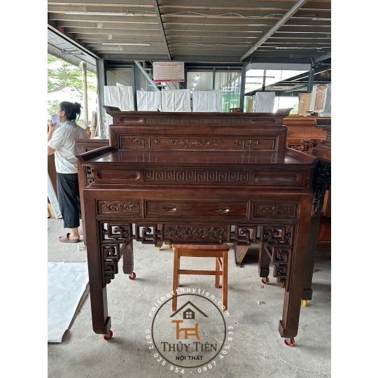 Mẫu bàn cúng gỗ sồi