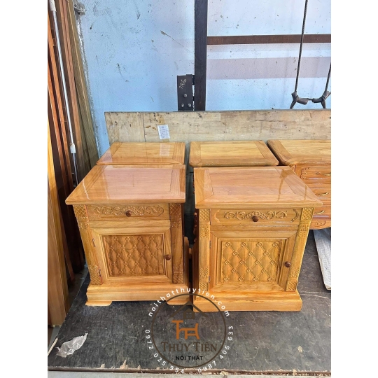 Mẫu tủ đầu giường gỗ gõ đỏ