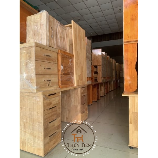 Bàn học sinh gỗ thông