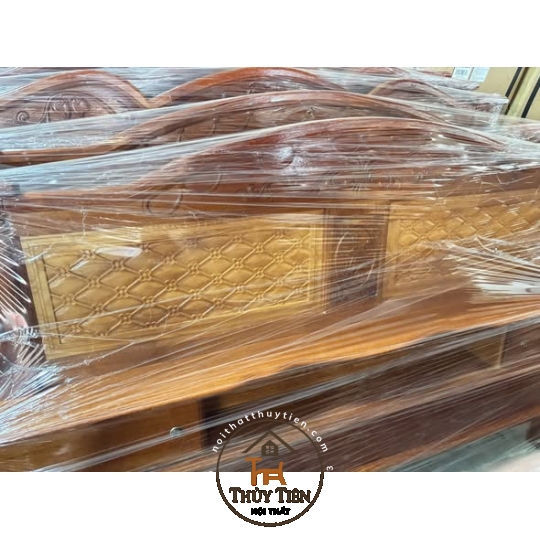 Giường căm xe mặt gõ 