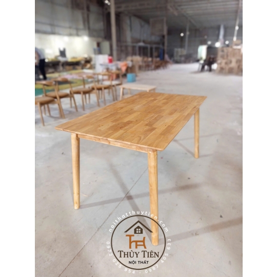 Bàn ăn lunar tròn & chữ nhật gỗ cao su 