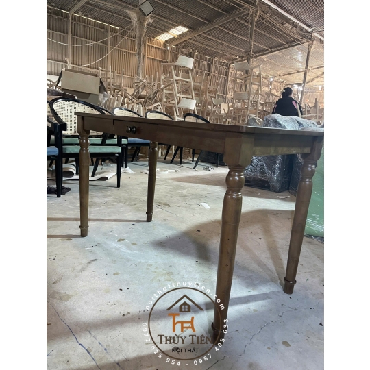 BÀN LOUIS CÓ HỘC KÉO