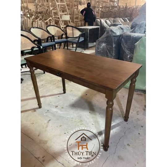 BÀN LOUIS CÓ HỘC KÉO