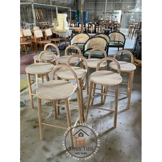 Ghế bar bobby , từ xưởng tới quán khác biệt hẳn