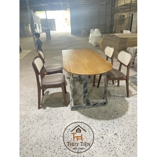 Bộ bàn ăn 4 ghế ghế mây