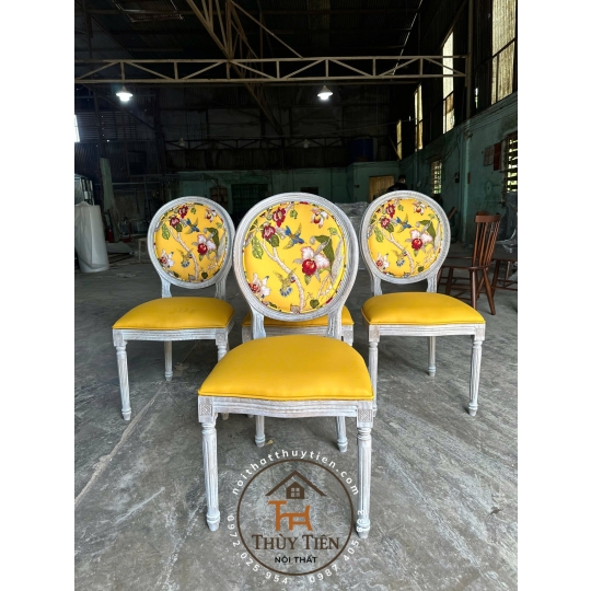 Ghế louis phối hoạ tiết
