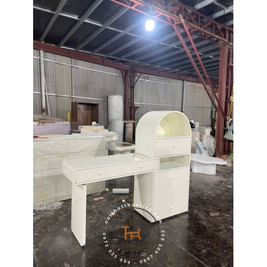 1 chiếc bàn kệ  decor xuất sắc hàng nhà e chuẩn đẹp nét kĩ nhé