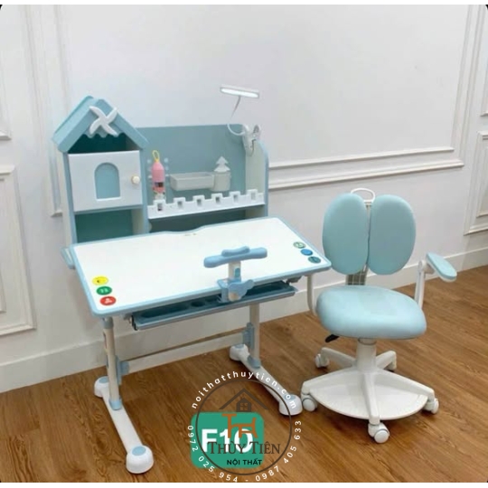Bộ bàn học trẻ em F10 (bao gồm ghế) thông minh có ghế xoay 360 có bánh xe khóa tự động an toàn cho bé ngồi học