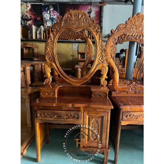Bàn trang điểm gỗ tràm hình trái tim ngang 80cm