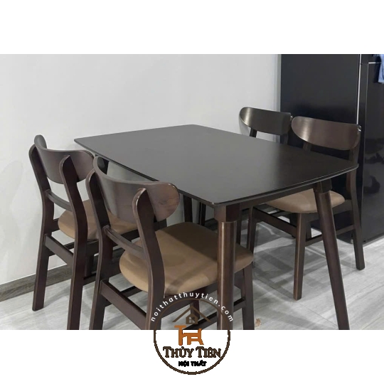 Bộ Bàn Ăn Gỗ Cao Su 4 Ghế Mặt Nệm- BGCSMN 002