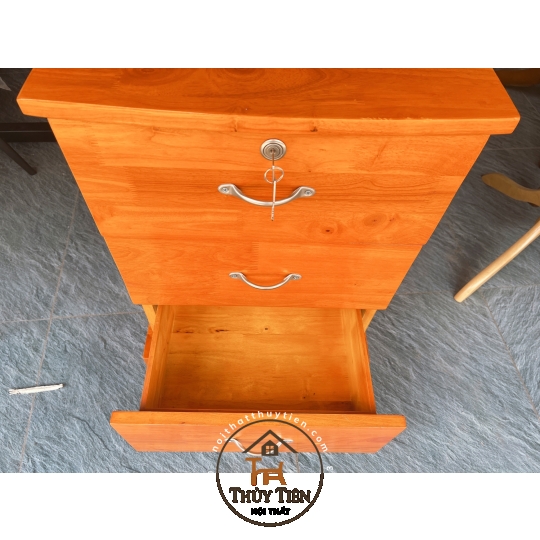 Tủ đầu giường gỗ cao su