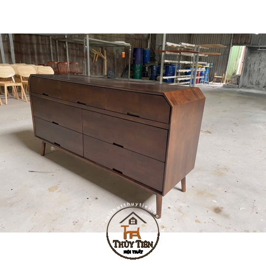 Tủ đồ gỗ cao su