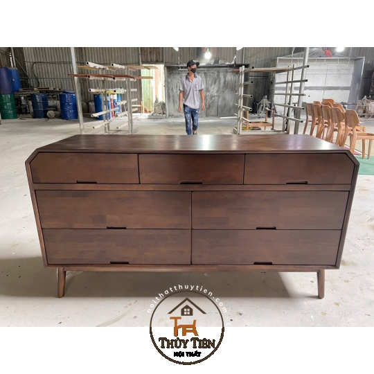 Tủ đồ gỗ cao su