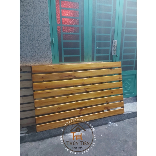 Mẫu Giường pallet gỗ thông giá rẻ